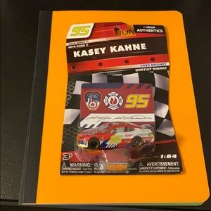 NASCAR #95 1:64 FDNY Kasey Kahne car and magnet